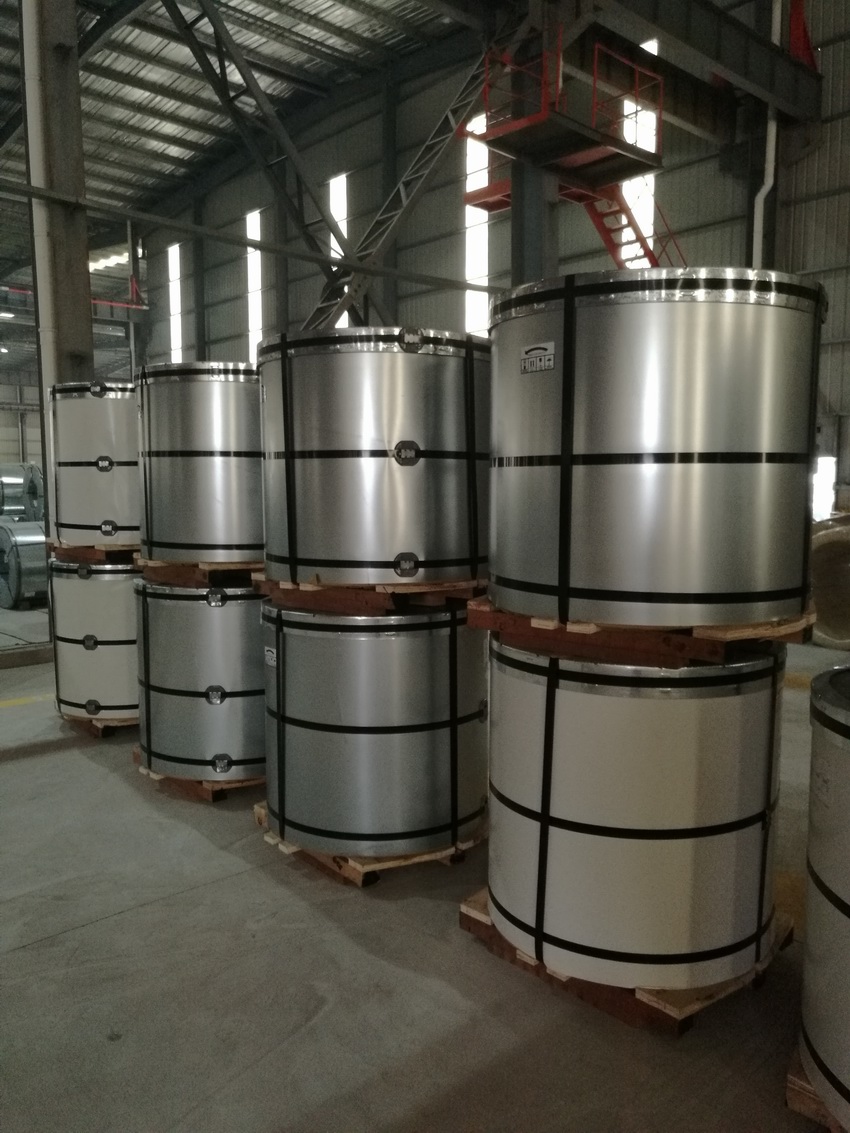 寶鋼彩涂卷 米黃 土黃